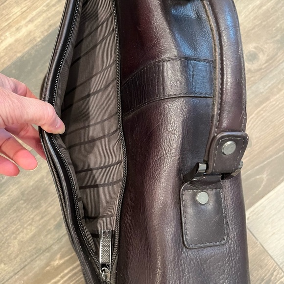 Kenneth Cole Reaction Leather Messenger Bag Briefcase Dark Brown Laptop - Picture 7 of 10
